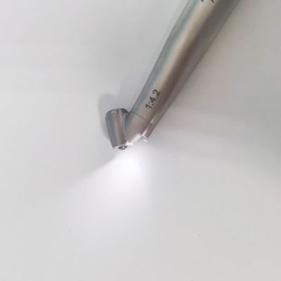 लाल रिंग सर्जिकल टूल्स डेंटल टर्बाइन 1: 4.2 कम गति 45 डिग्री डेंटल हैंडपीस