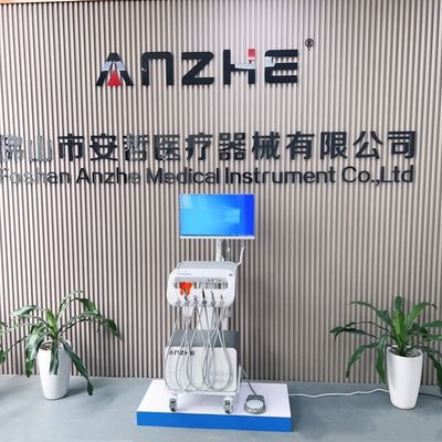 अच्छा दाम 550W मोबाइल डेंटल कार्ट 38DB शोर और 0.8Mpa दबाव पोर्टेबल डेंटल यूनिट के साथ ऑनलाइन