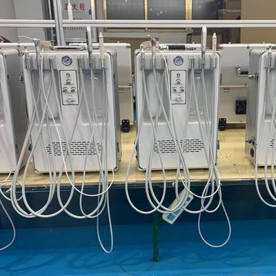 अच्छा दाम दंत पोर्टेबल उपचार इकाई जिसमें टूथ स्केलर और क्योरिंग लाइट हैंडपीस वेट उपयोग मोबाइल डेंटल थेरेपी केस शामिल है ऑनलाइन