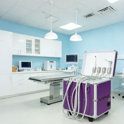 अच्छा दाम मिनी लगेज पोर्टेबल डेंटल यूनिट एयर कंप्रेसर के साथ मोबाइल डेंटल टर्बाइन यूनिट फुल सेट पोर्टेबल डेंटल क्लिनिक उपकरण ऑनलाइन